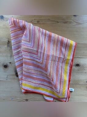 70’s Vera Neumann Poly Scarf Japan Brilliant White Orange Yellow Peach Squares